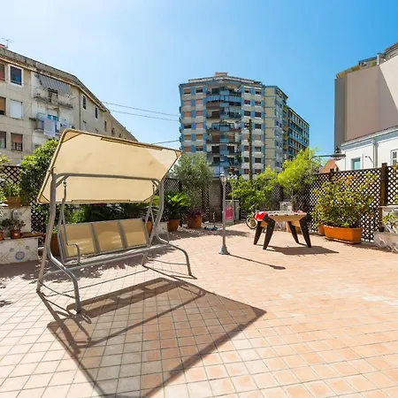 Family Apartment With Terrace Napels Buitenkant foto